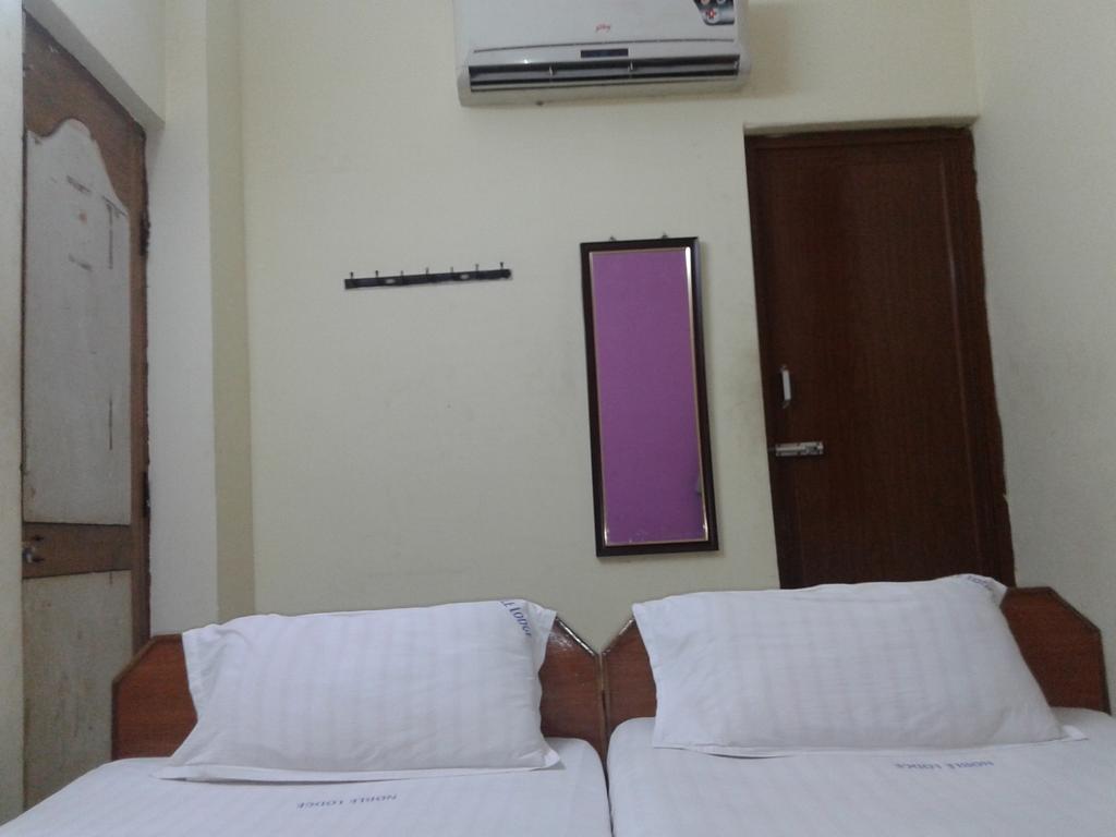 Noble Residency Hotel Tirupati Szoba fotó