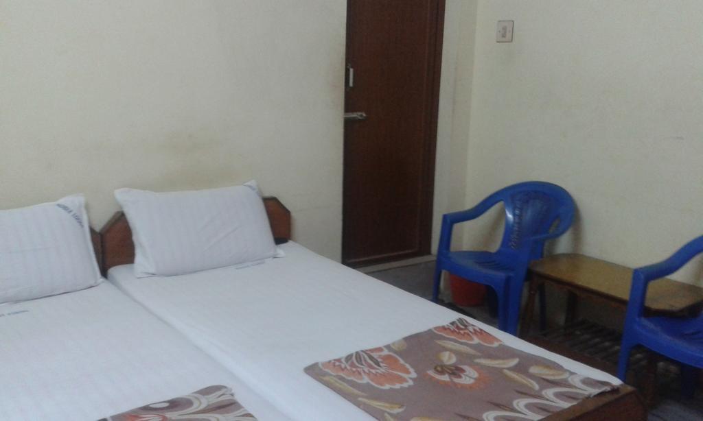Noble Residency Hotel Tirupati Szoba fotó